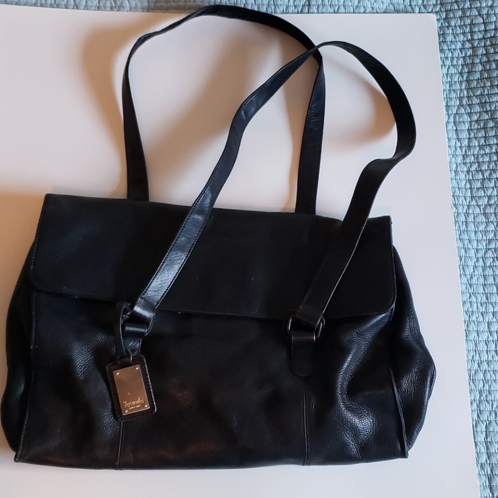 TIGNANELLO Leather Shoulder bag